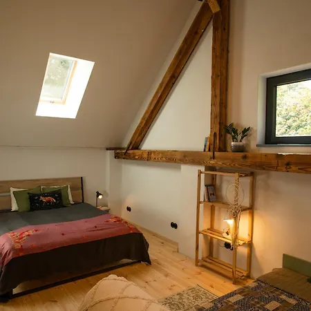 Glamping & Farm Zlate Podlesi - Letni Staj V Konirne Zlaté Hory