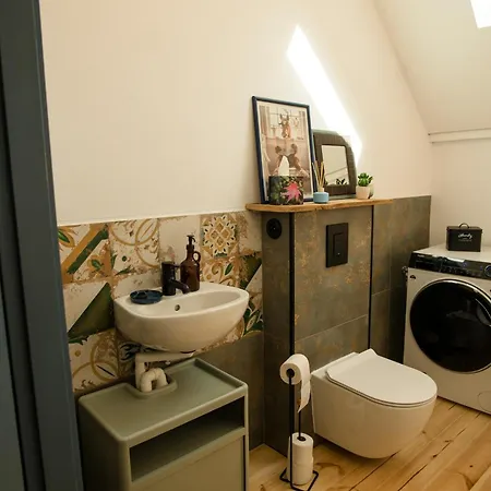 Appartement Glamping & Farm Zlate Podlesi - Letni Staj V Konirne Zlaté Hory